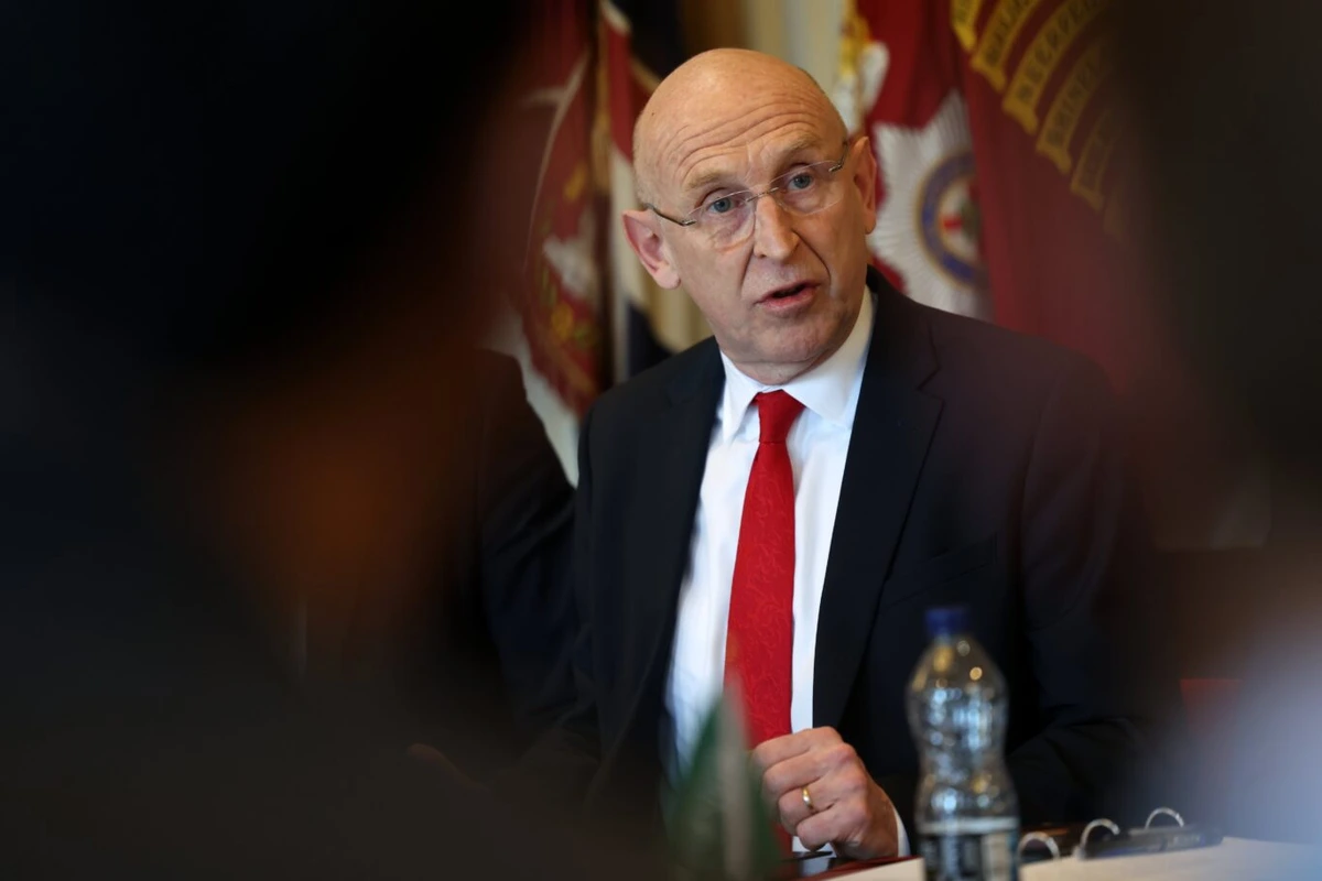 UK issues stark warning to Putin over Russian spy submarines detected in North Atlantic