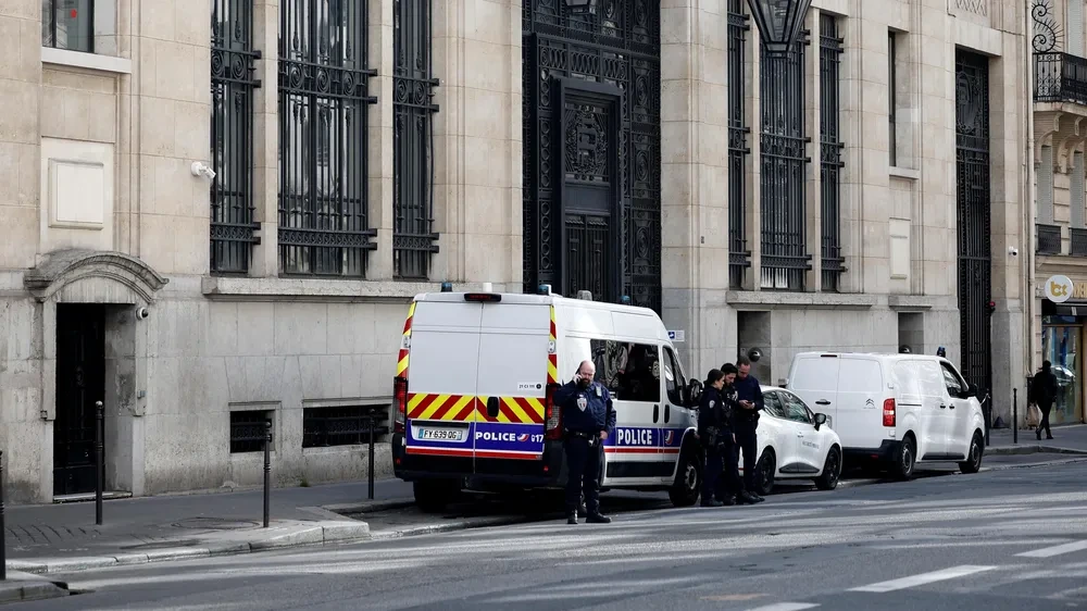 Frankreich vermutet Verbindungen zum Iran nach verhindertem Anschlag