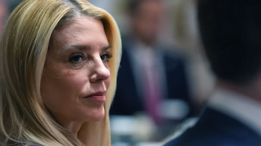 Donald Trump entlässt Justizministerin Pam Bondi