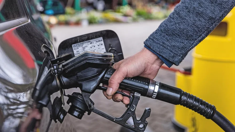 Spritkosten nach Einführung neuer Tankstellenregel gestiegen