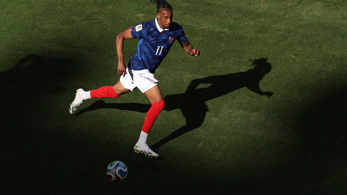 Real Madrid ontkent contact met Bayern München over Michael Olise in opvallend statement
