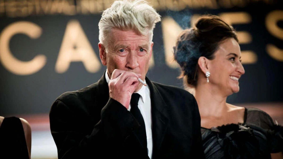 Praat mee: Vind je dat roken verbannen zou moeten worden uit films en tv-series?