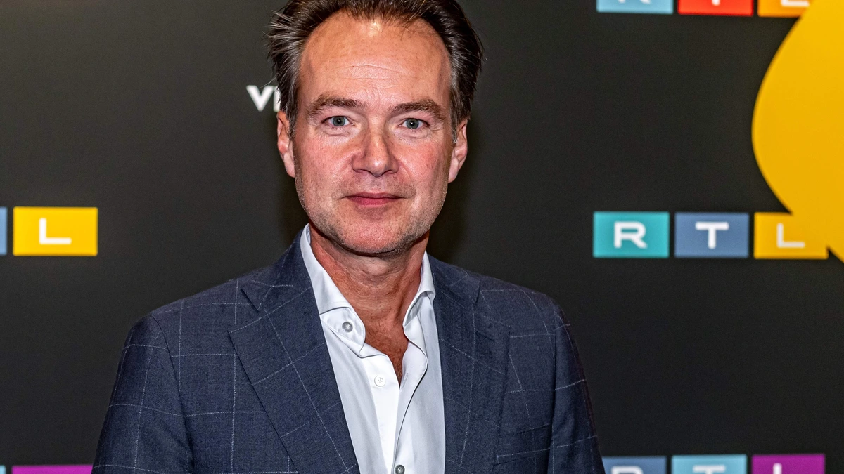 RTL Nieuws-lezer Antoin Peeters  (50) getroffen door kanker: ’Hypofysetumor achter mijn ogen’