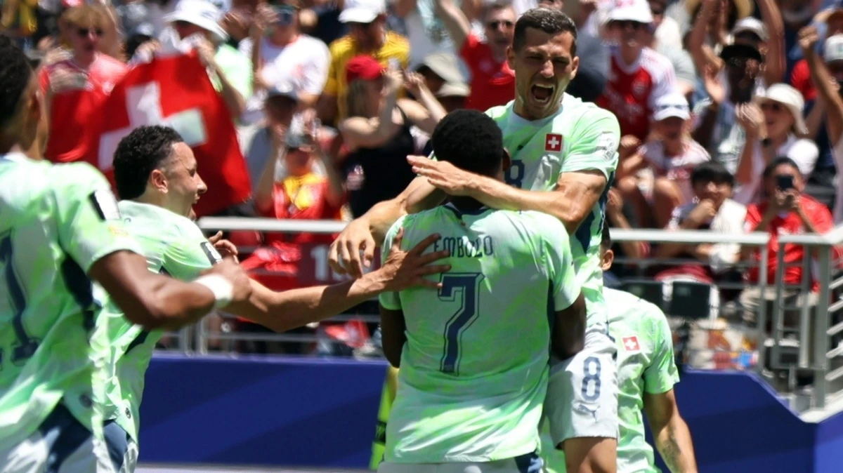 VAR-moment voor doelpunt van Zwitserland leidt tot storm van kritiek: ging FIFA grandioos de mist in op WK?