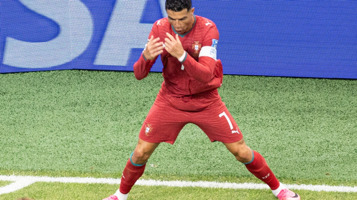 Waarom niet iedereen van Cristiano Ronaldo houdt: ’Zelfs zijn scrotum kreeg botox’
