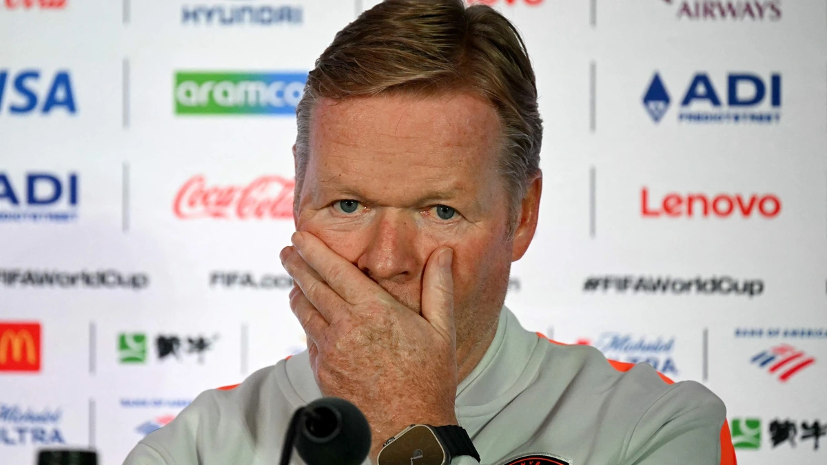Teruglezen: Ronald Koeman geeft toe dat wissels tegen Japan slecht uitpakten voor Nederlands elftal