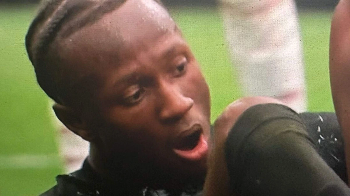Paniek op WK 2026: Canadees Ismaël Koné breekt op vreselijke wijze zijn onderbeen
