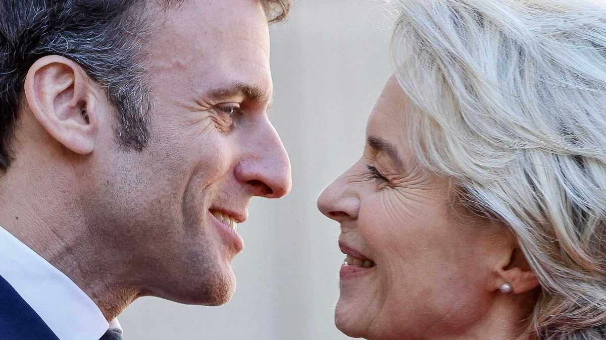 EU-waakhond tikt Von der Leyen op de vingers na app-verkeer met Macron: ’Stop met het automatisch wissen van berichten’