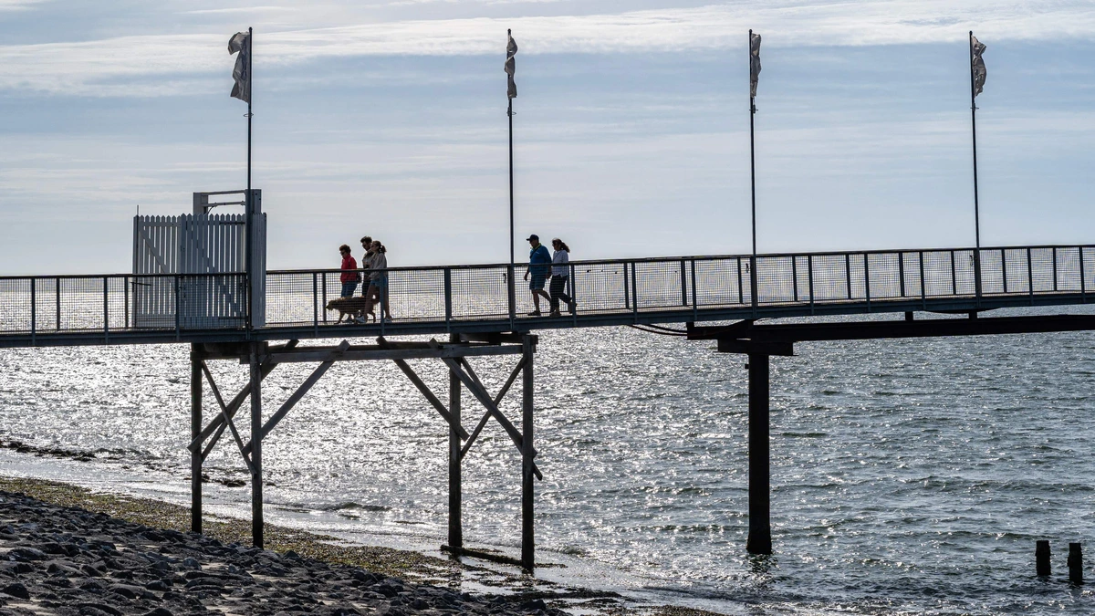 Duitse toerist overlijdt tijdens surfen bij Brouwersdam in Ouddorp