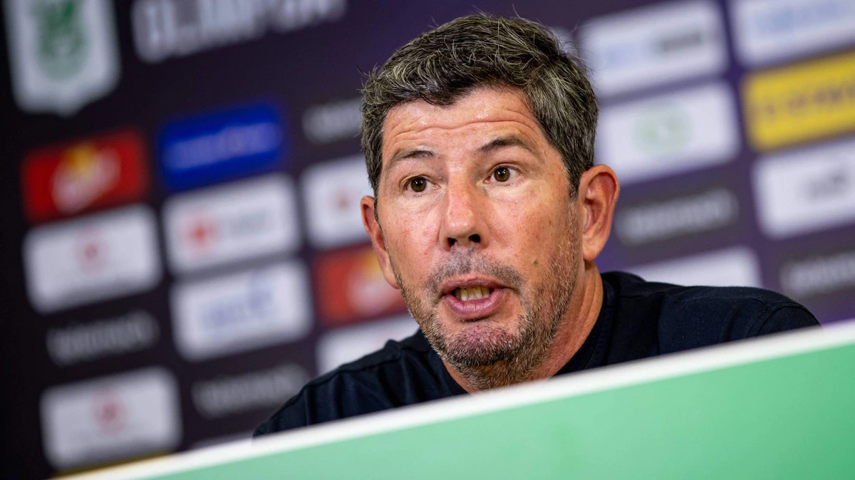 Het ’Andere Oranje’ heeft een nieuwe coach: Erwin van de Looi aangesteld als hoofdtrainer FC Volendam