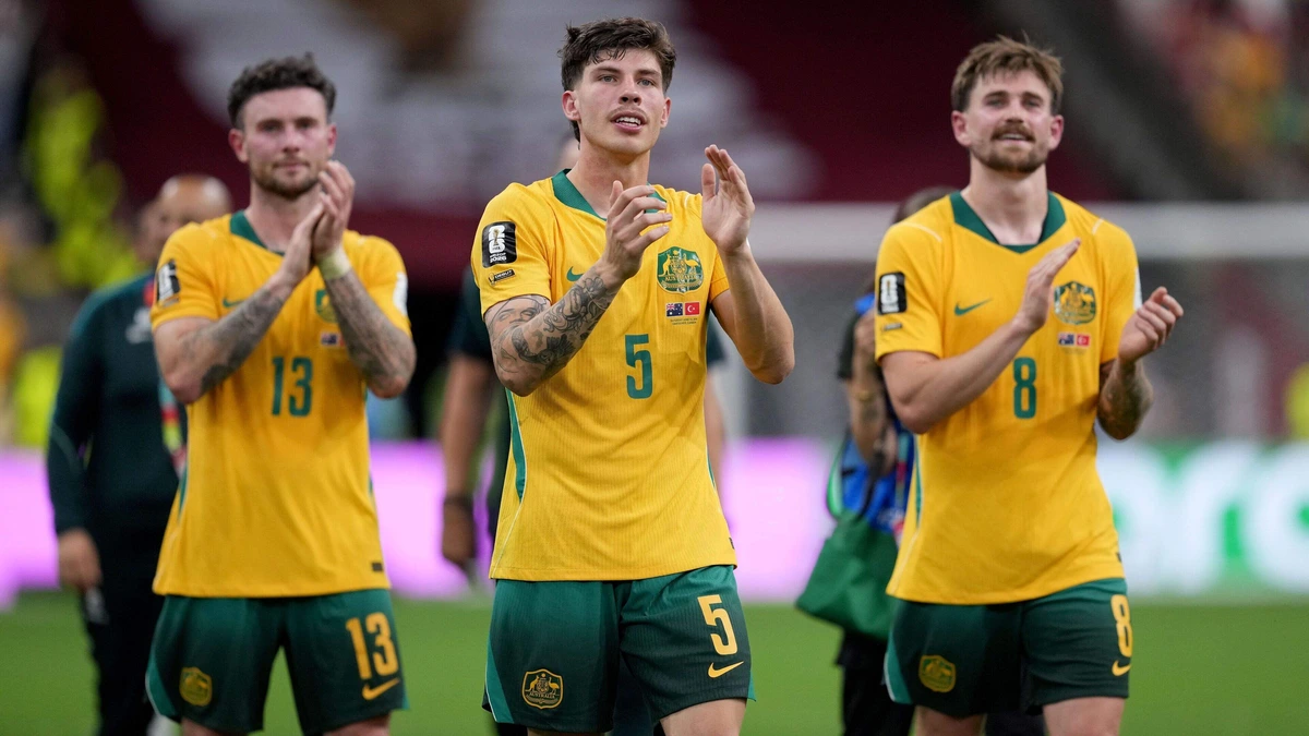 LIVE WK 2026 | Australië opnieuw met Jordan Bos aan de aftrap, Sergiño Dest en Ricardo Pepi in de basis bij Amerika