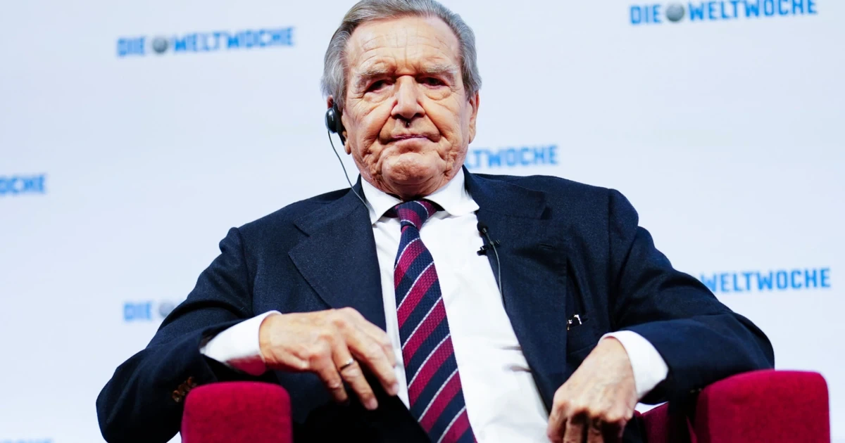 Kreml bestätigt: Schröder überraschend in Moskau