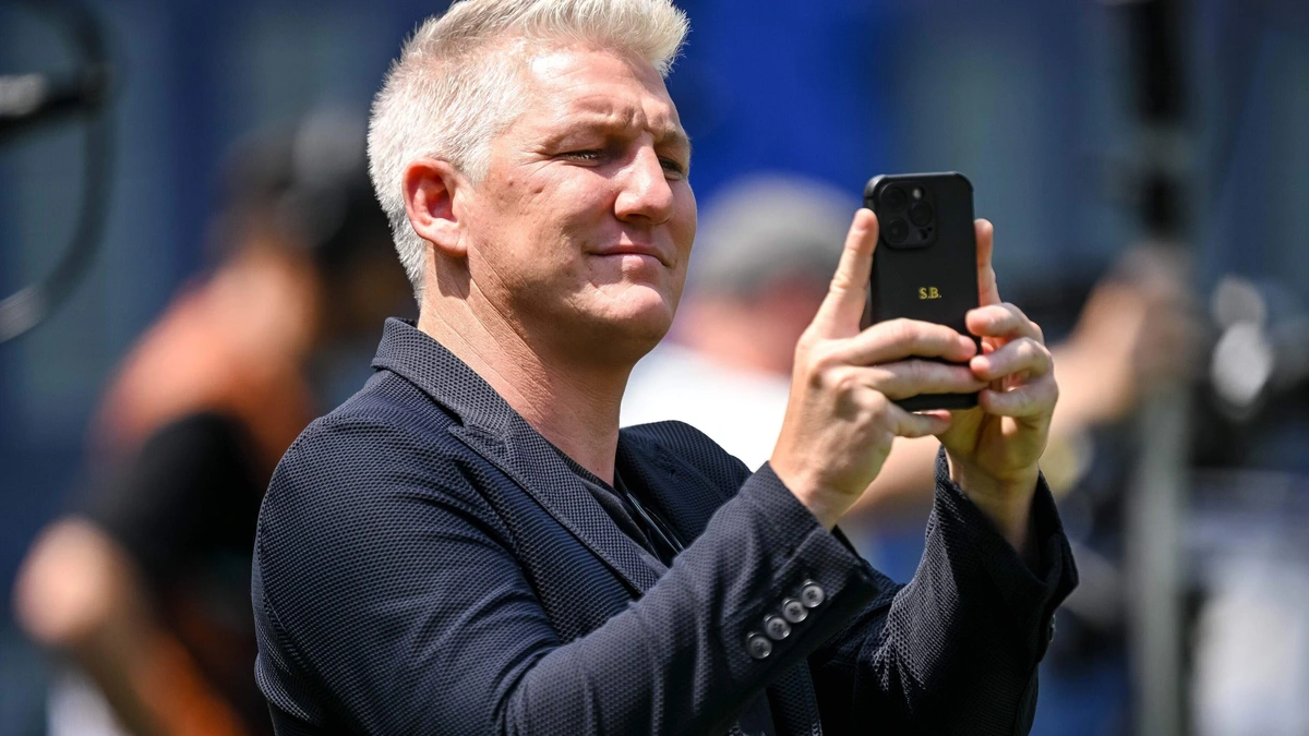 Bondscoach Ivoorkust noemt uitspraken van Bastian Schweinsteiger over Afrikaans voetbal ’mogelijk racistisch’