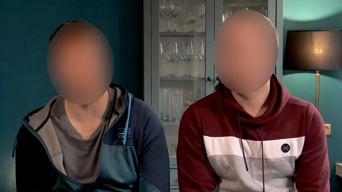 PowNed haalt afleveringen Verboden liefde offline: deelnemers (33) verdacht van seksueel misbruik pleegkinderen