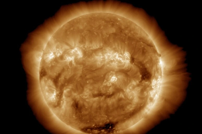 Il Sole è irrequieto, probabile tempesta geomagnetica in arrivo