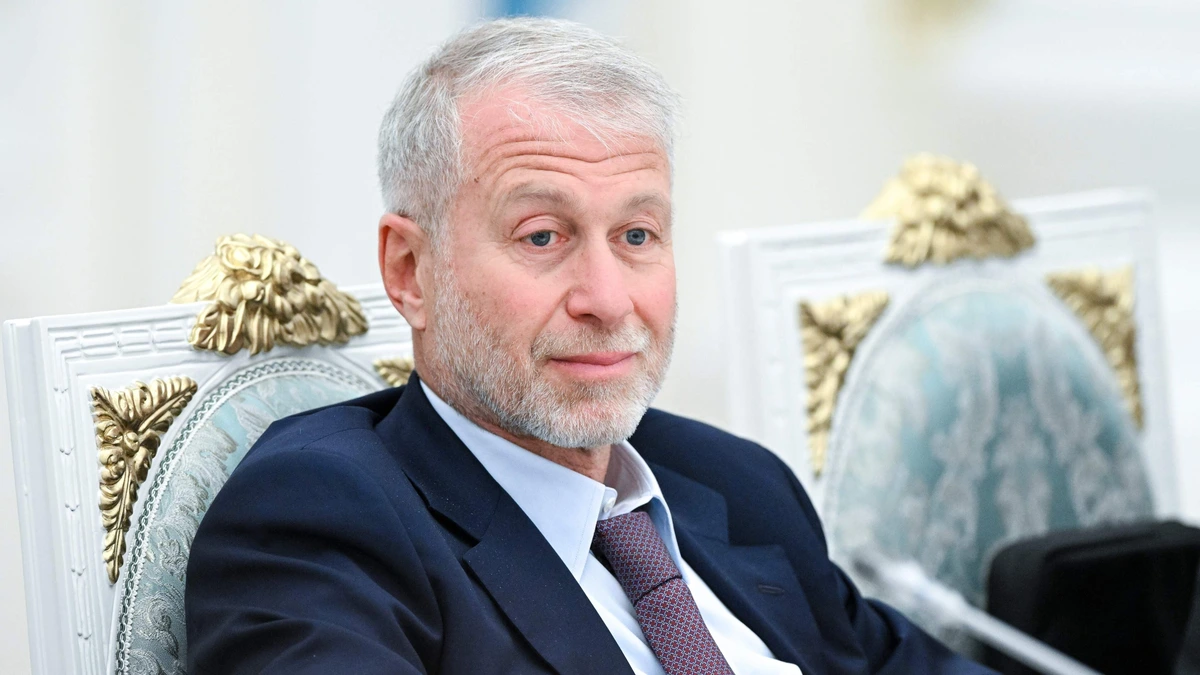 Van aardbodem verdwenen oligarch Roman Abramovitsj duikt plots weer op: schimmige miljardair kocht luxe optrekjes in Tel Aviv