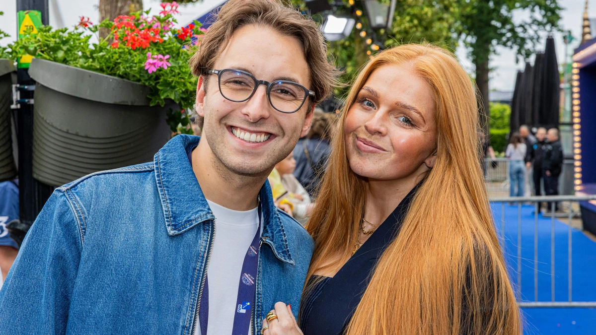 Christiaan Bauer (24) smoorverliefd op jeugdliefde Rosalie: vakantie met schoonouders als relatietest