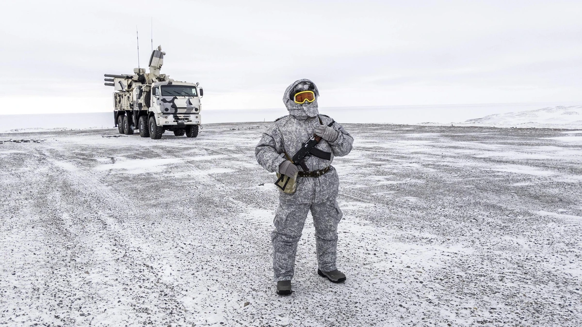 Scandinavië slaat alarm: satellietbeelden onthullen dat Rusland zich voorbereidt op ’existentiële oorlog’ met Europa