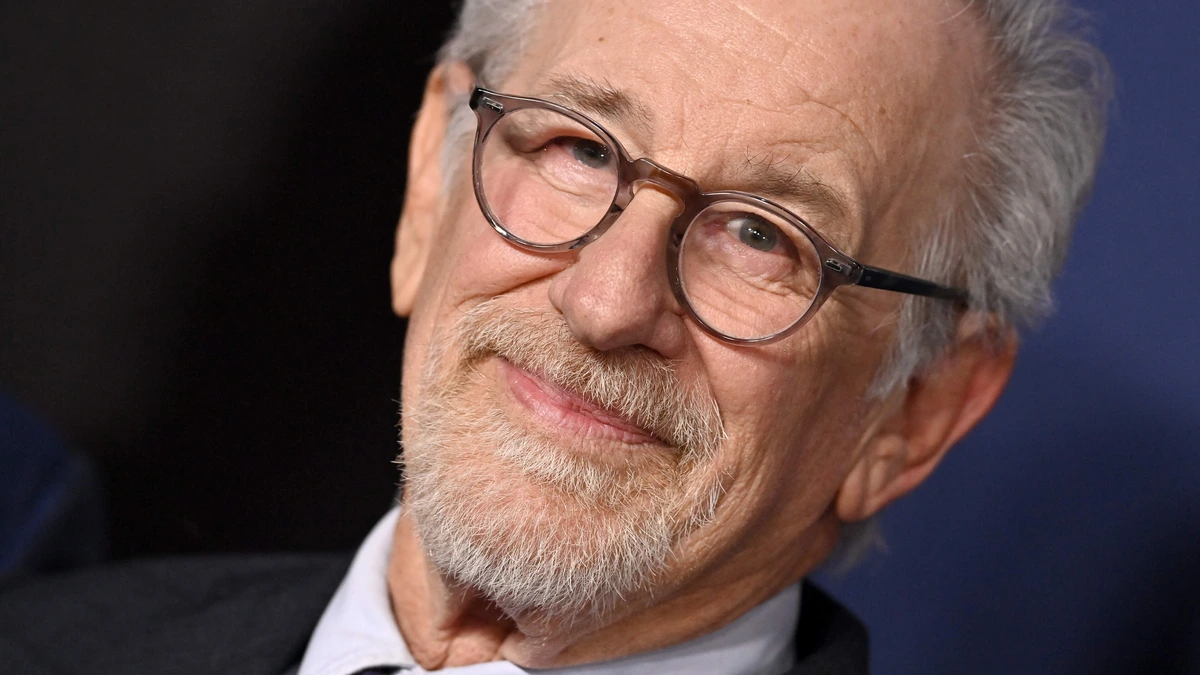 Steven Spielberg nog altijd middelpunt van complottheorieën: ’Ik ben de beste pr-man voor de aliens’