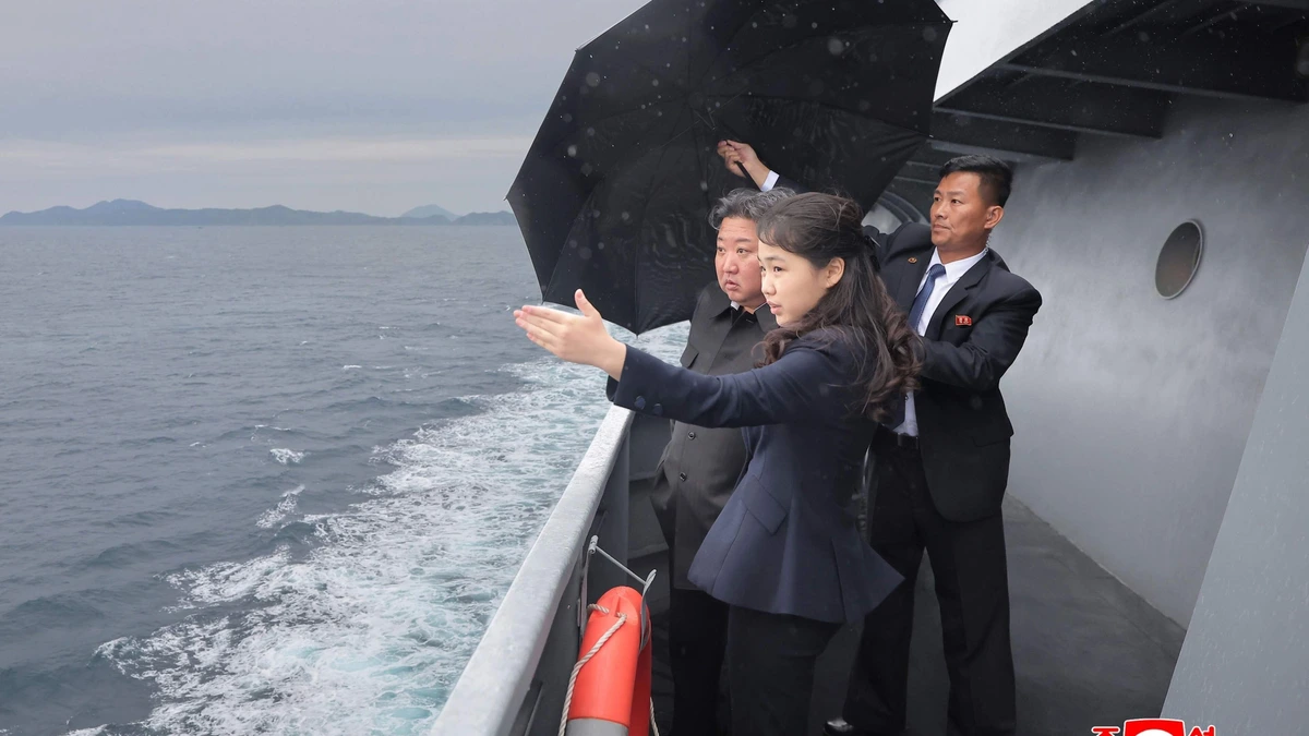 Kim Jong-un inspecteert onfortuinlijk oorlogsschip dat hem een pijnlijke blamage bezorgde