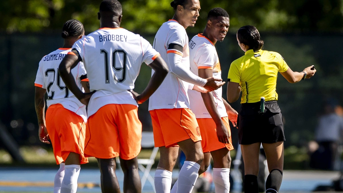 Buitenlandse media zien gebrek aan effectiviteit bij Nederlands elftal: ’Niet met topgevoel naar WK’