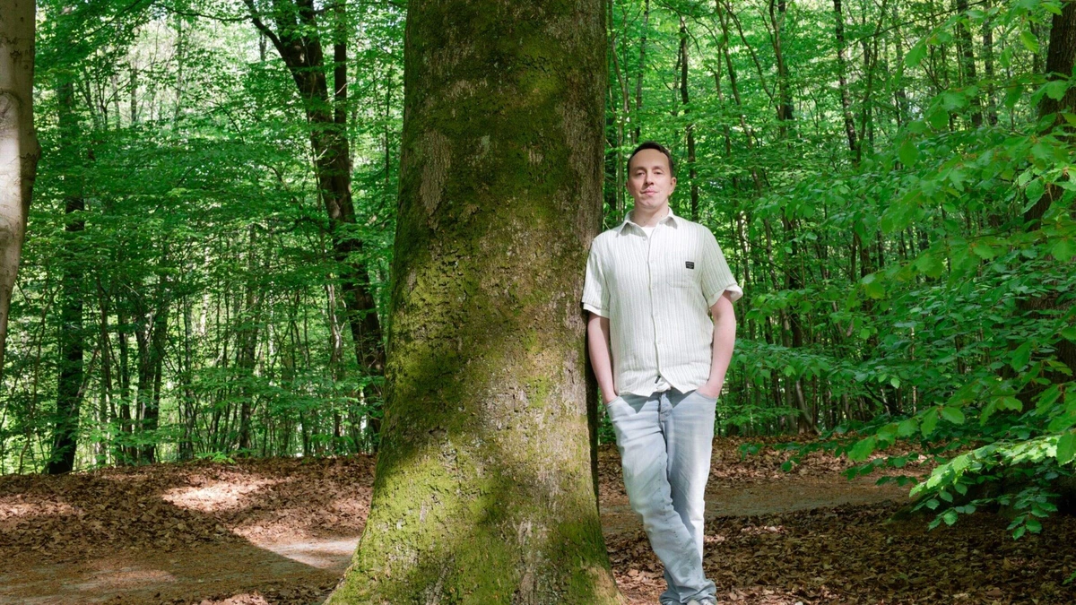 Jasper (38): ’Mijn opa bleek mijn vader te zijn, hij dreigde ons te vermoorden als we over het misbruik spraken’