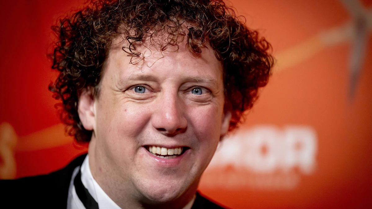 Jochem Myjer baalt dat hij fans teleur moet stellen: ’Teveel belangstelling’
