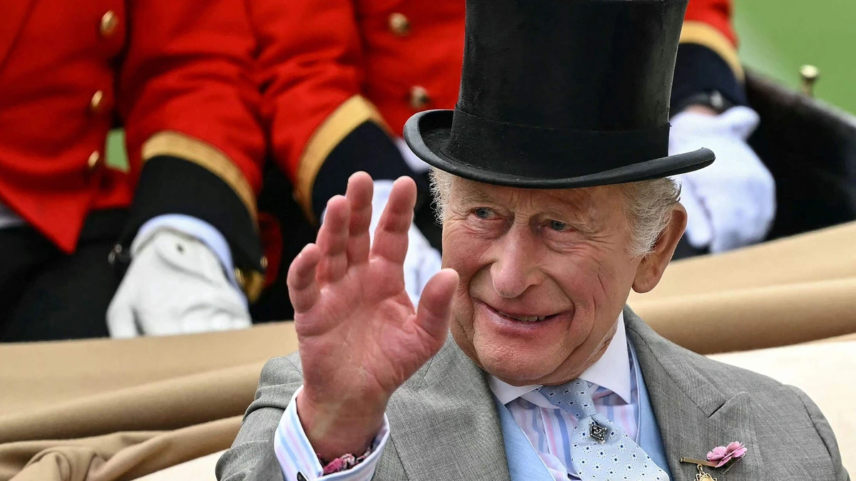 Koning Charles deelt belastingaangifte en keert na renovatie niet terug naar Buckingham Palace