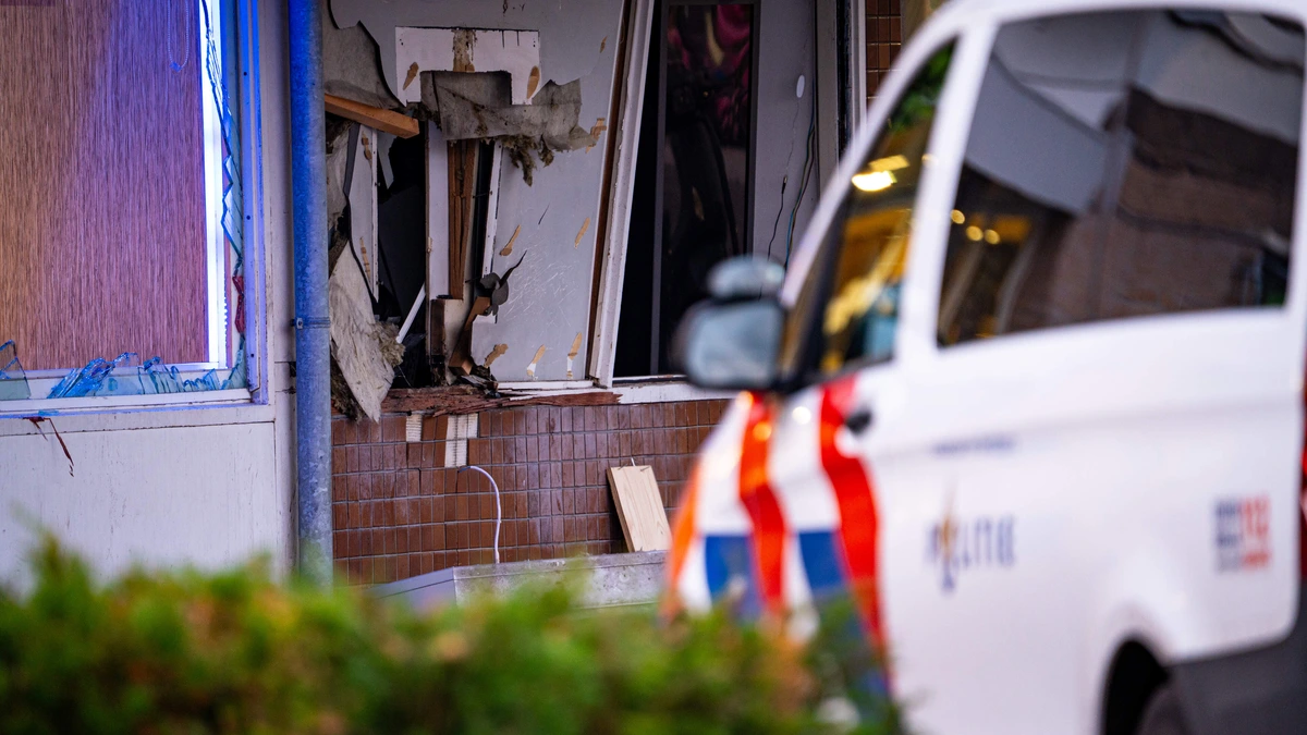 Politie betrapt daders van plofkraak in Vlaardingen op heterdaad