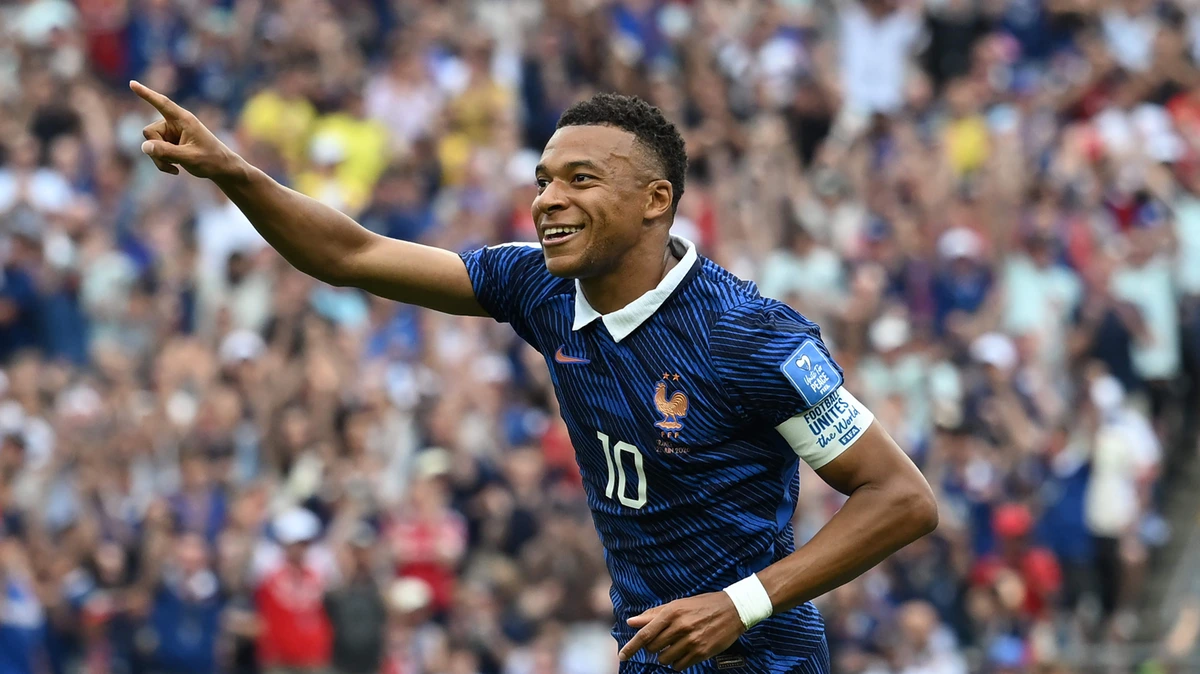 LIVE WK 2026 | Kylian Mbappé schiet Frankrijk op voorsprong tegen Irak met zijn 15e WK-treffer in 100e interland