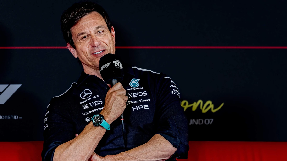 Teambaas Toto Wolff spreekt van ’reality check’ voor Mercedes in Formule 1: ’We moeten nu reageren’