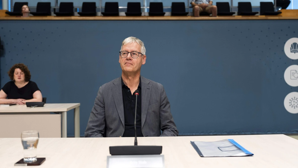 Arie Slob delfde onderspit bij derde schoolsluiting in coronatijd: ’Ik had geen andere keuze dan mijn hoofd te buigen’