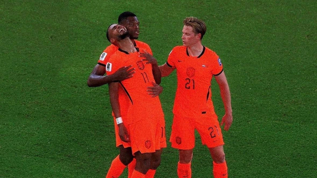Cody Gakpo scoort na overlijden stilgeboren zoontje en vindt emotionele steun bij spelers Oranje
