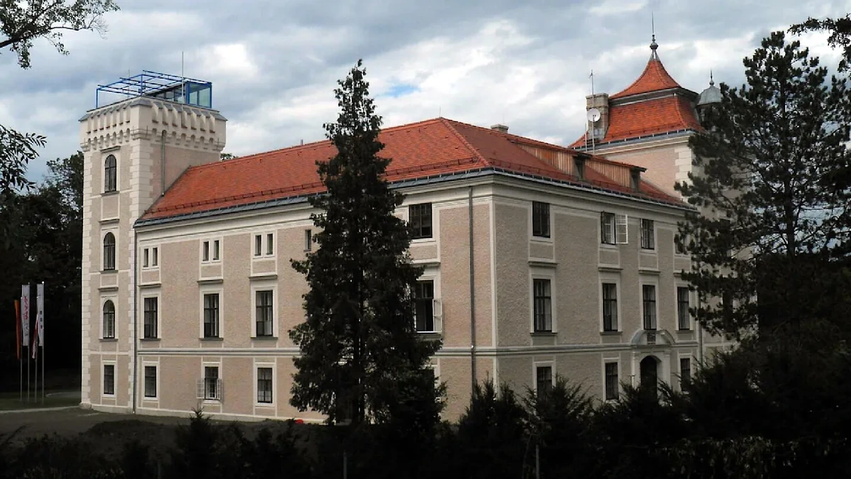 Bekanntes Schloss durch Dominoeffekt in die Insolvenz gerissen