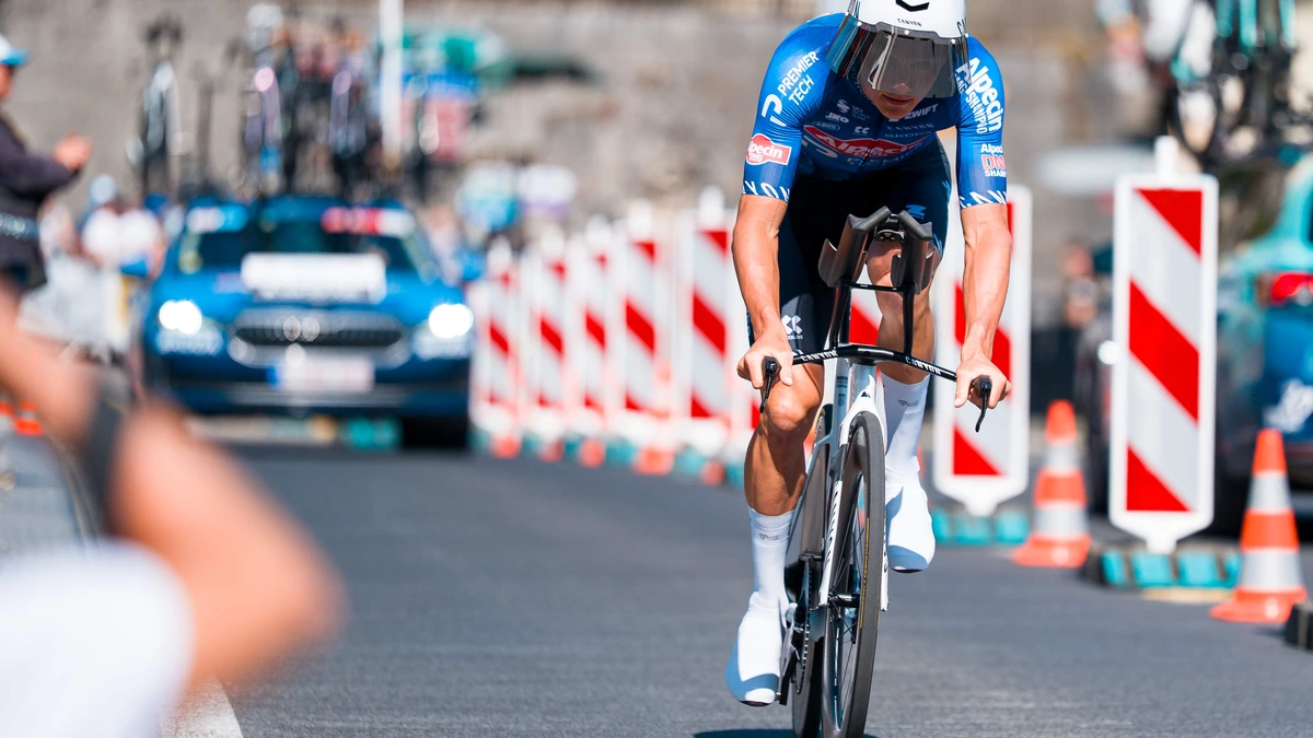 Nuttige Tour-generale Mathieu van der Poel in Zwitserland: ’Ik schreef bijna geschiedenis’