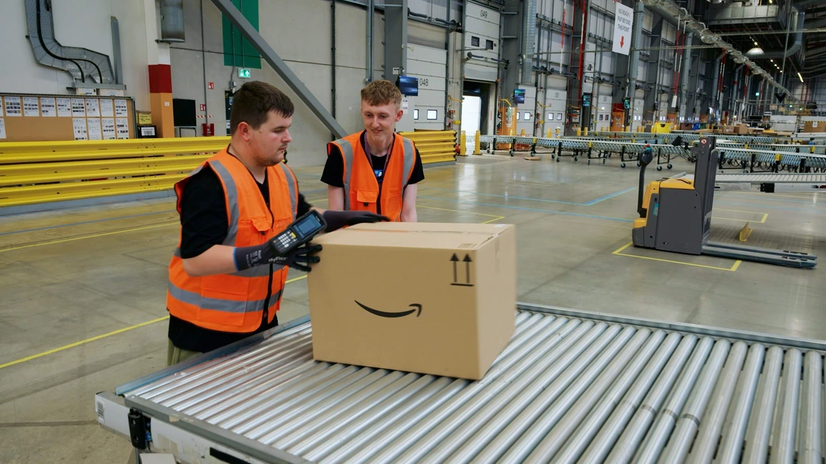 Amazon belooft ons toekomst met bezorgdrones en boodschappen, maar stelt ook teleur: ’Dit zou met één druk op de knop moeten’
