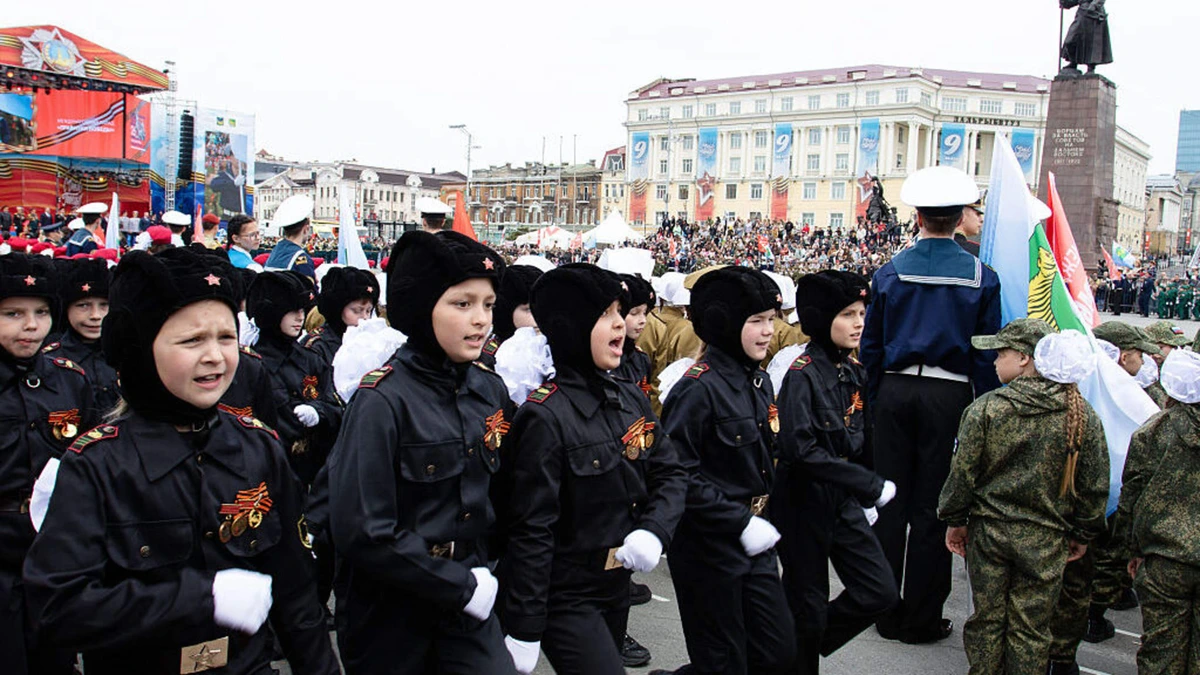 LIVE | Russische politicus wil verplichte militaire training voor kinderen vanaf 10 jaar voor mogelijke oorlog met NAVO en EU