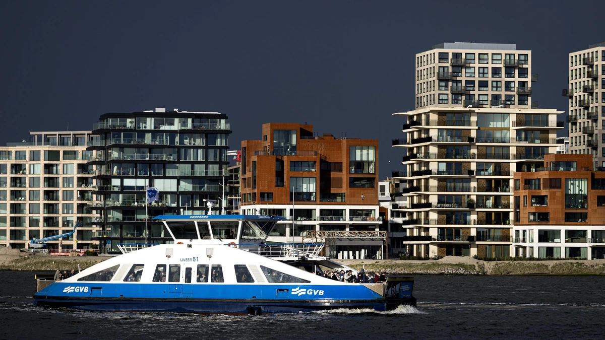 Buurgemeenten betalen niet zomaar mee aan dure brug in Amsterdam