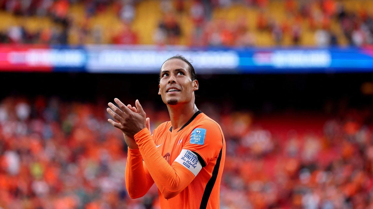 Virgil van Dijk moet tegentreffer Nederlands elftal laten bezinken: ’Het ging heel snel’