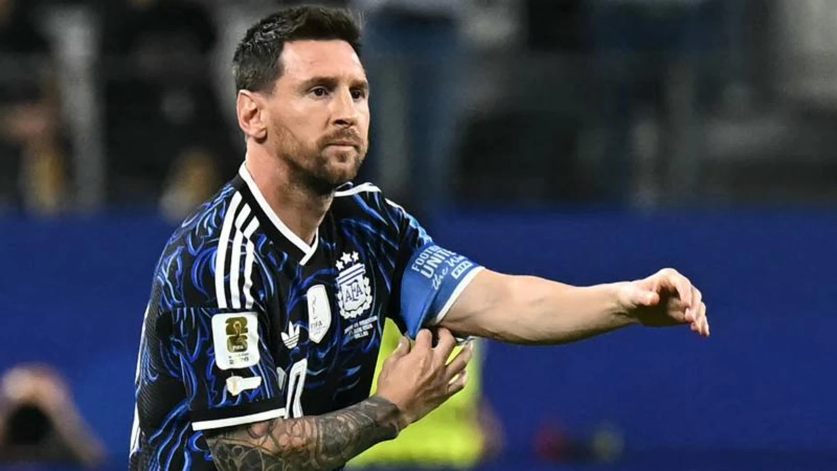 ‘Messi moet van FIFA gewoon in het toernooi blijven’