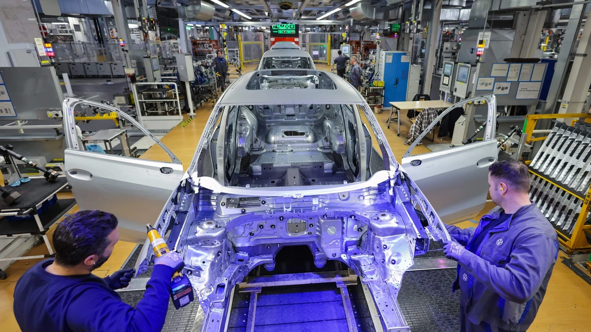 Duitse autofabrikanten verliezen veel terrein aan concurrenten: ’2026 wordt een crisisjaar’