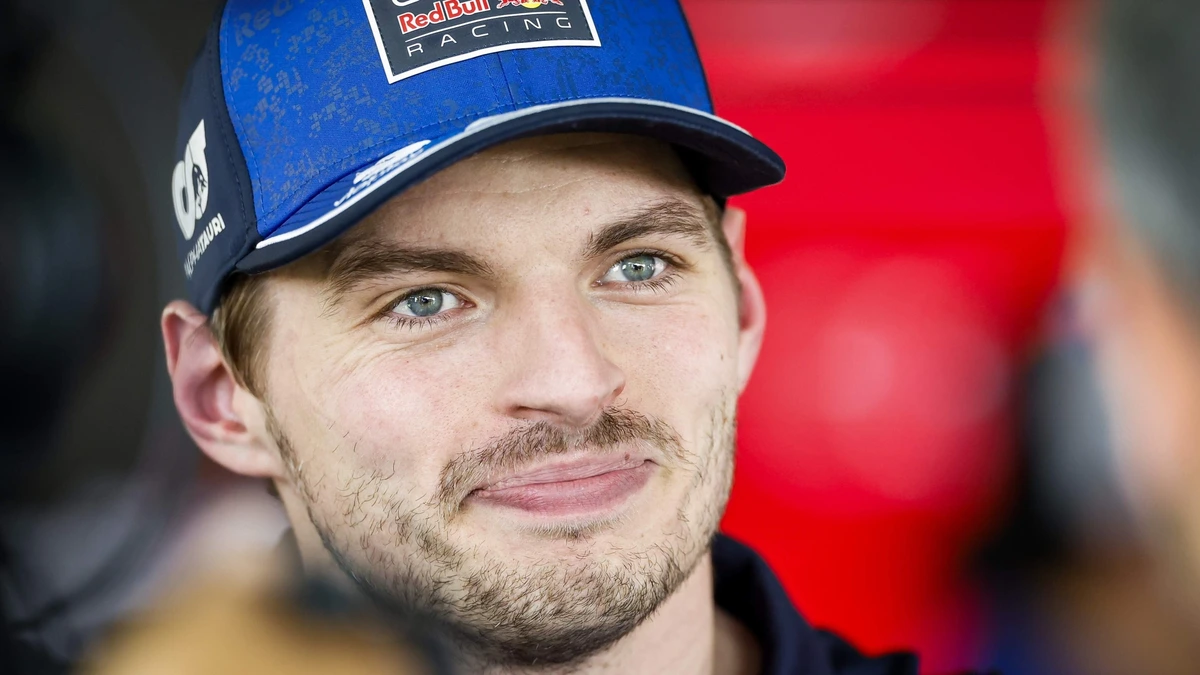 Max Verstappen kan weinig met eenzame race in Barcelona: ’We zijn gewoon nog het vierde team’