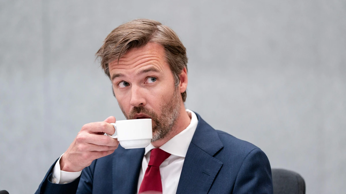 Prijskaartje Sjoerdsma-deal naar de Kamer: kabinet wil zwaaien met Hamas-vlaggen nu toch strafbaar maken