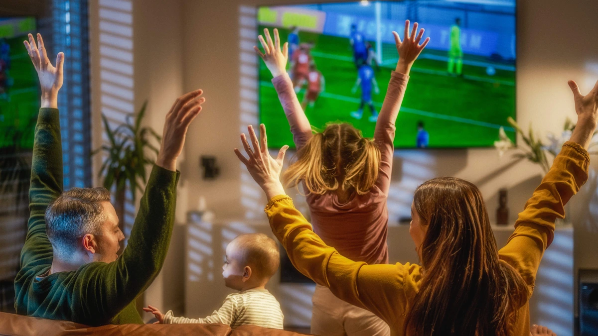 Laat je je kinderen opblijven voor WK-wedstrijden of niet? Experts geven advies over hoe je dit aanpakt