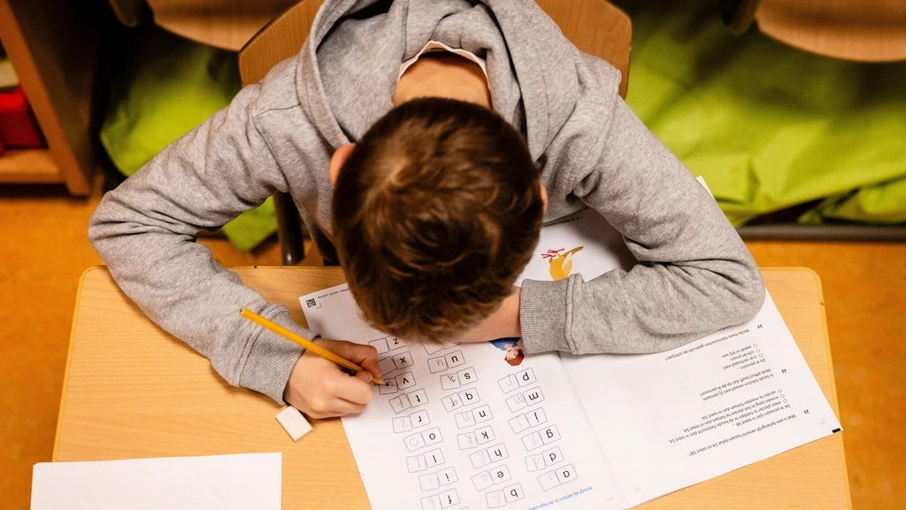 Kabinet wil per 2030 nog maar één doorstroomtoets in groep 8