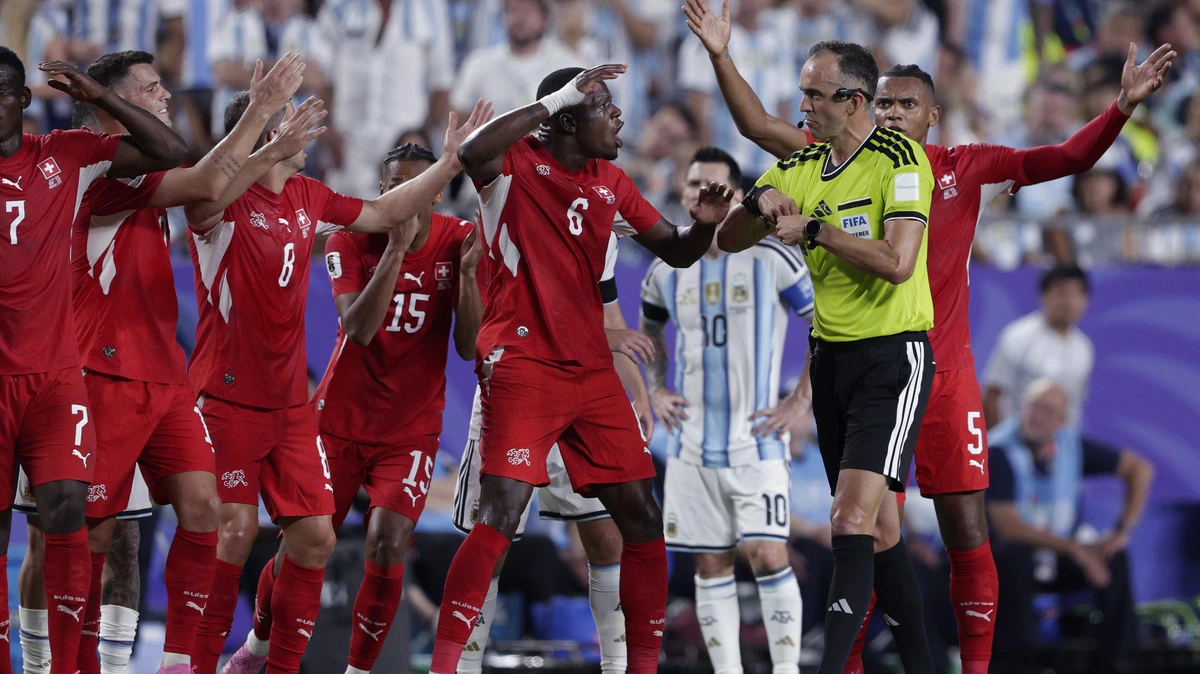 LIVE WK 2026 | Argentinië worstelt met Zwitserland, dat met 10 man staat na discutabele rode kaart