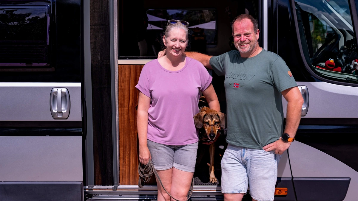 Die ene vakantie in Frankrijk was de druppel, nu zweren Marc en Melanie bij adults-only-camping: ’Mensen denken dat we hier bloot lopen’