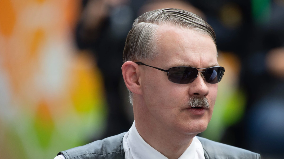 ’Holland-Hitler’ Stefan Wijkamp moet in Duitsland voor rechter verschijnen voor aanzetten tot haat