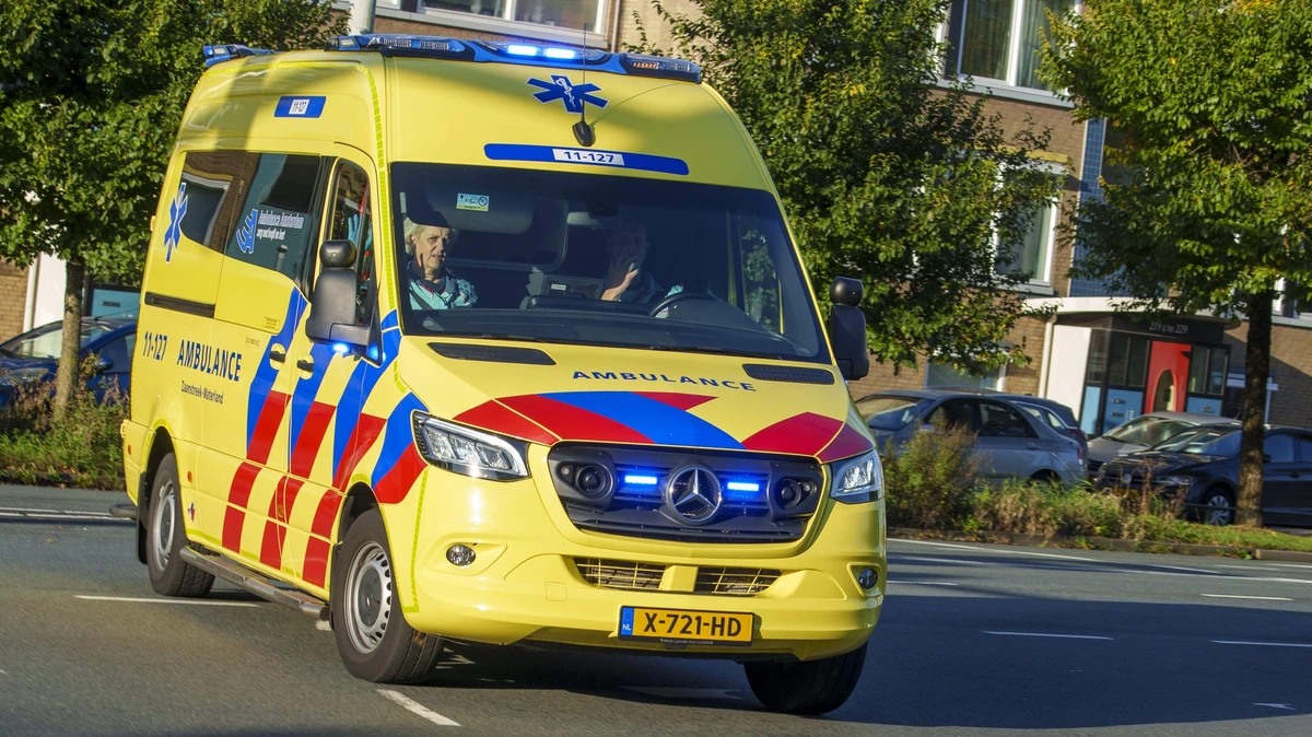 Drenkeling dood uit water gehaald bij Kleine Rietplas Emmen