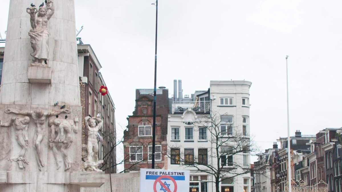 Man schuldig na bekladding Nationaal Monument, maar geen straf